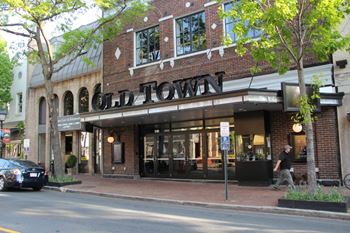 Walk to old town shops and restaurants